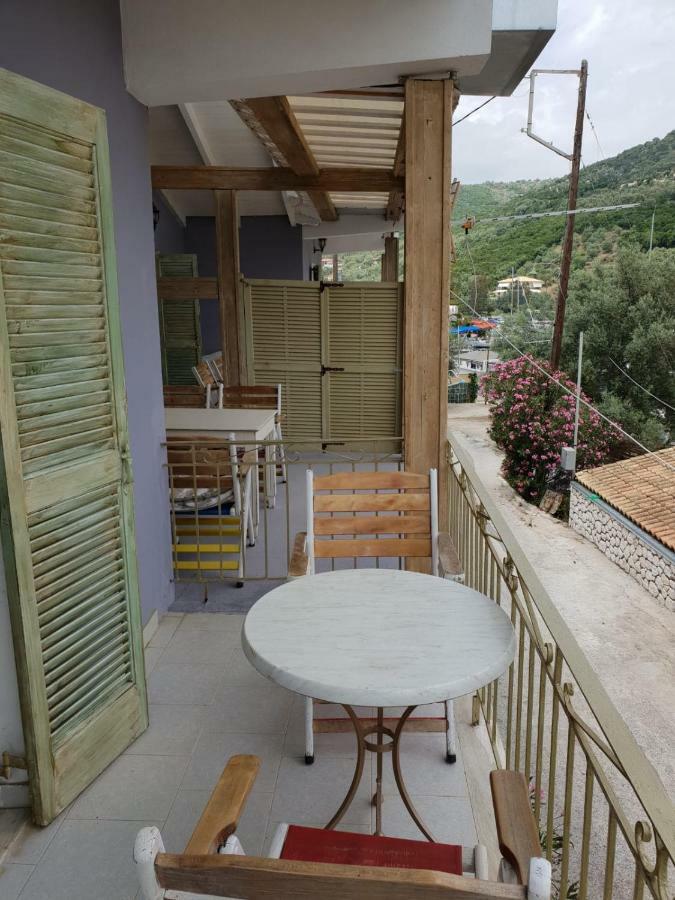 Trocolo Apartments Syvota Exteriör bild